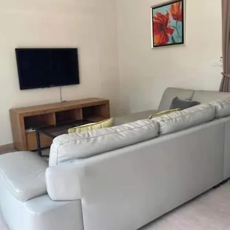 Spacious Apartment 2 Bedrooms In Tours Apartamento